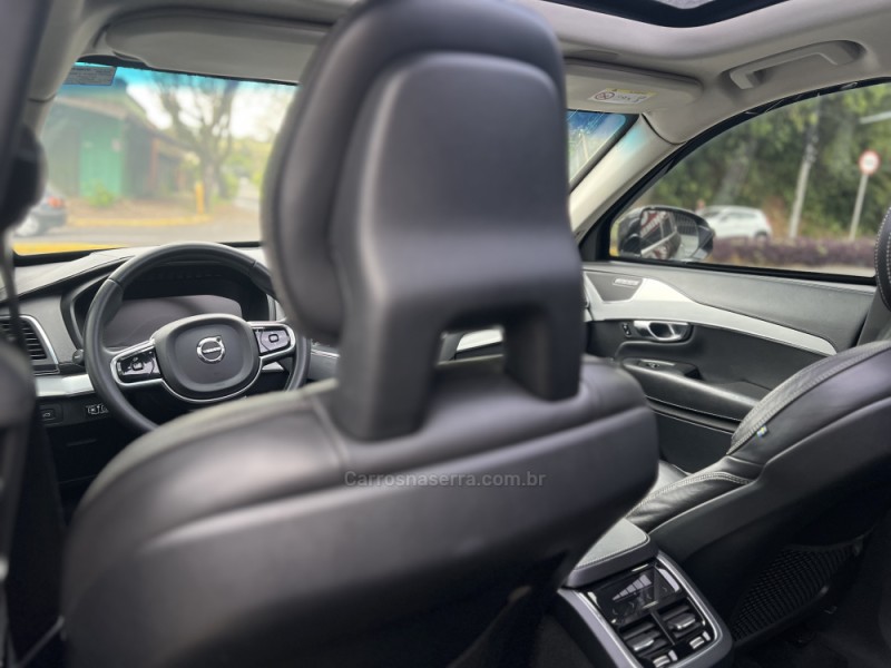 XC90 2.0 T6 MOMENTUM GASOLINA AWD 4P AUTOMÁTICO - 2016 - CAMPO BOM