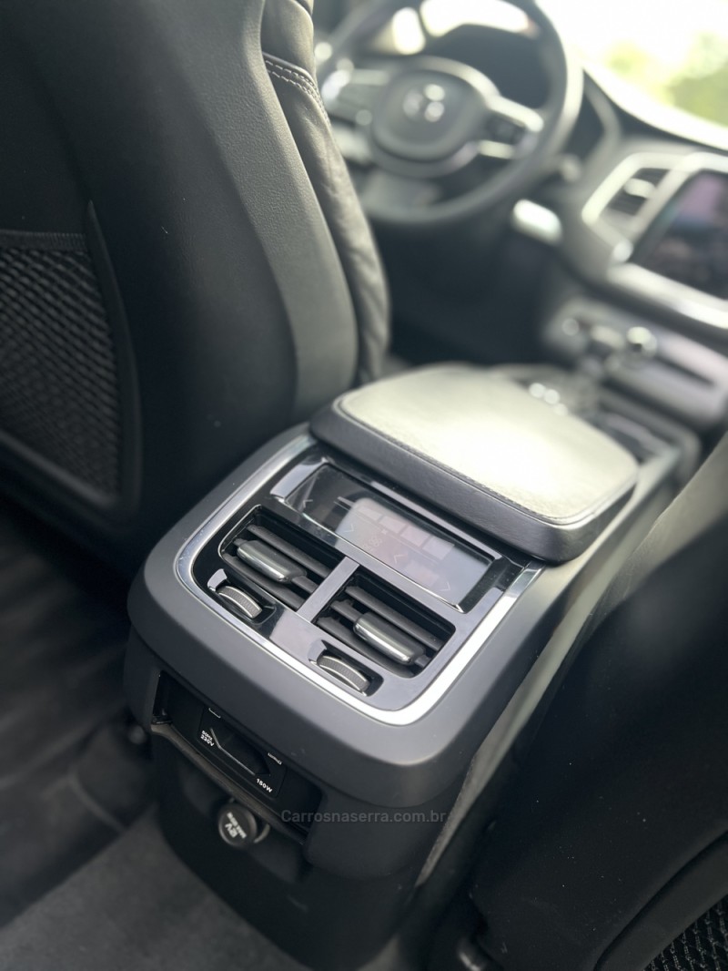 XC90 2.0 T6 MOMENTUM GASOLINA AWD 4P AUTOMÁTICO - 2016 - CAMPO BOM