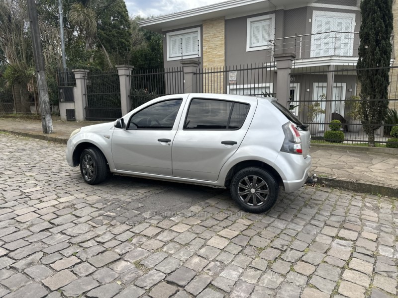 SANDERO 1.0 EXPRESSION 16V FLEX 4P MANUAL - 2014 - CAXIAS DO SUL