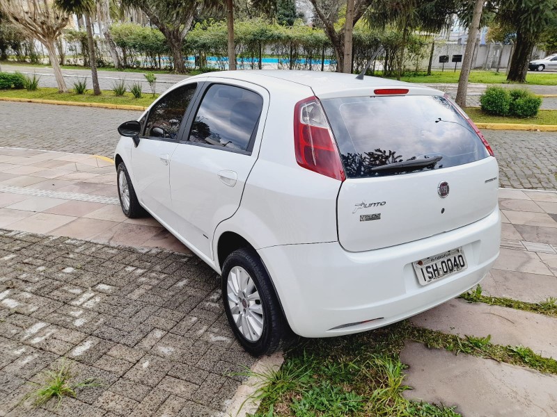 PUNTO 1.4 ATTRACTIVE 8V FLEX 4P MANUAL - 2012 - FARROUPILHA