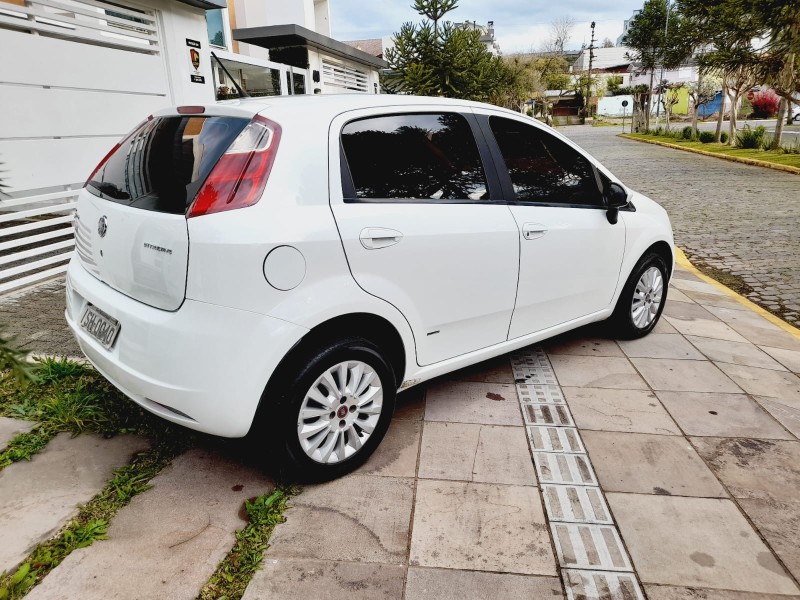 punto 1.4 attractive 8v flex 4p manual 2012 farroupilha