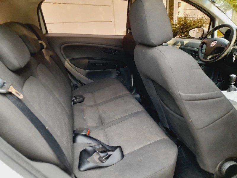 PUNTO 1.4 ATTRACTIVE 8V FLEX 4P MANUAL - 2012 - FARROUPILHA