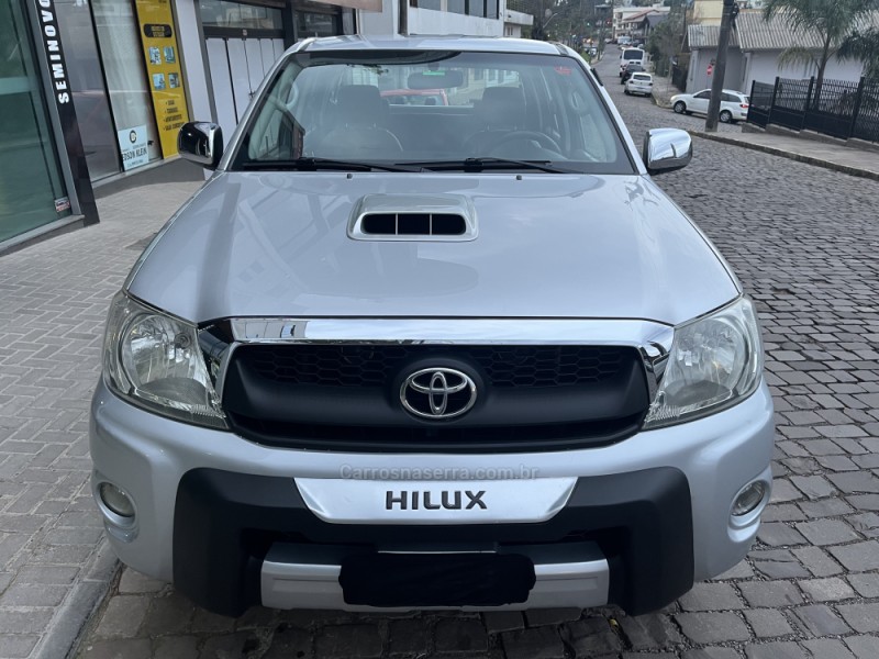 HILUX 3.0 SRV 4X4 CD 16V TURBO INTERCOOLER DIESEL 4P AUTOMÁTICO - 2011 - VERANóPOLIS