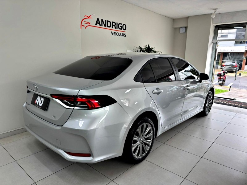 COROLLA 2.0 XEI 16V FLEX 4P AUTOMÁTICO - 2021 - CAXIAS DO SUL