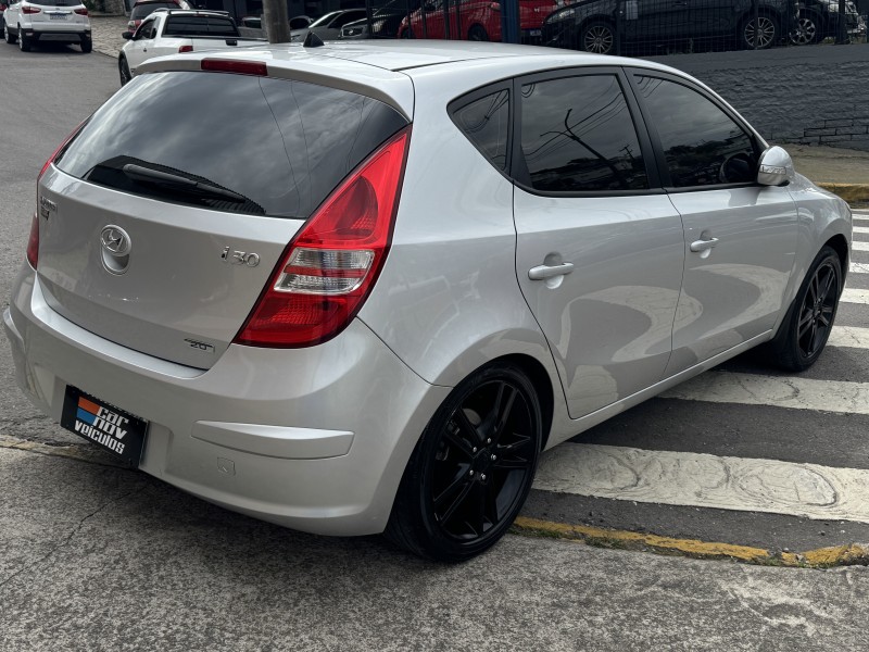 I30 2.0 MPFI GLS 16V GASOLINA 4P MANUAL - 2011 - CAXIAS DO SUL