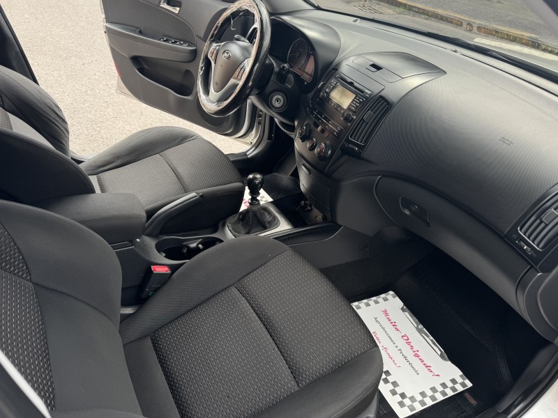 I30 2.0 MPFI GLS 16V GASOLINA 4P MANUAL - 2011 - CAXIAS DO SUL