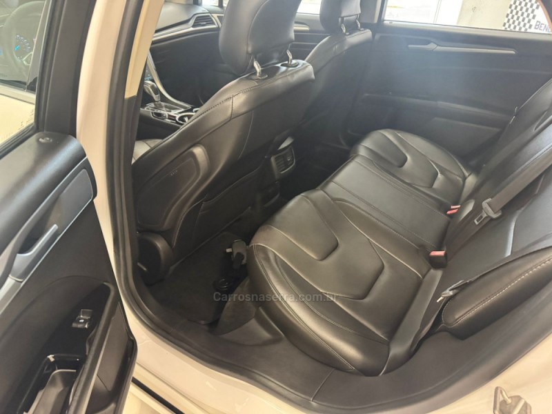 FUSION 2.0 TITANIUM GTDI ECOBOOST FWD GASOLINA 4P AUTOMÁTICO - 2014 - SALVADOR DO SUL