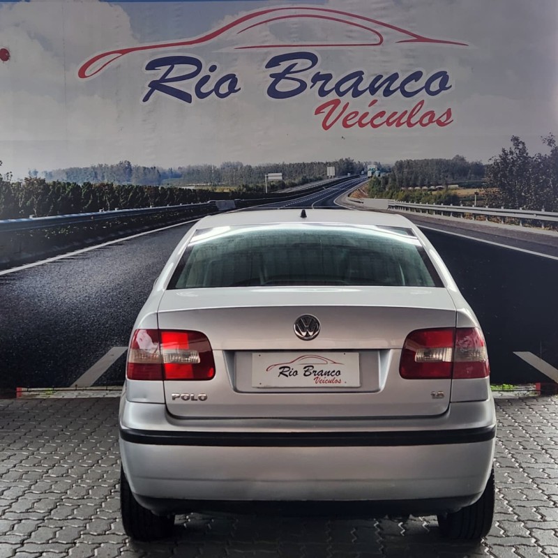 POLO SEDAN 1.6 8V GASOLINA 4P MANUAL - 2003 - CAXIAS DO SUL
