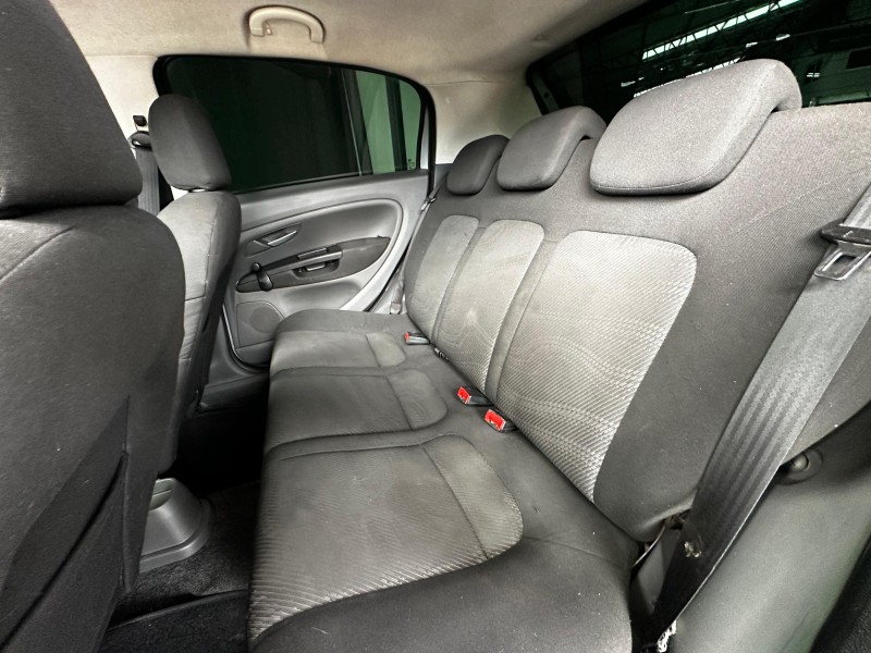 PUNTO 1.4 ELX 8V FLEX 4P MANUAL - 2009 - CAXIAS DO SUL
