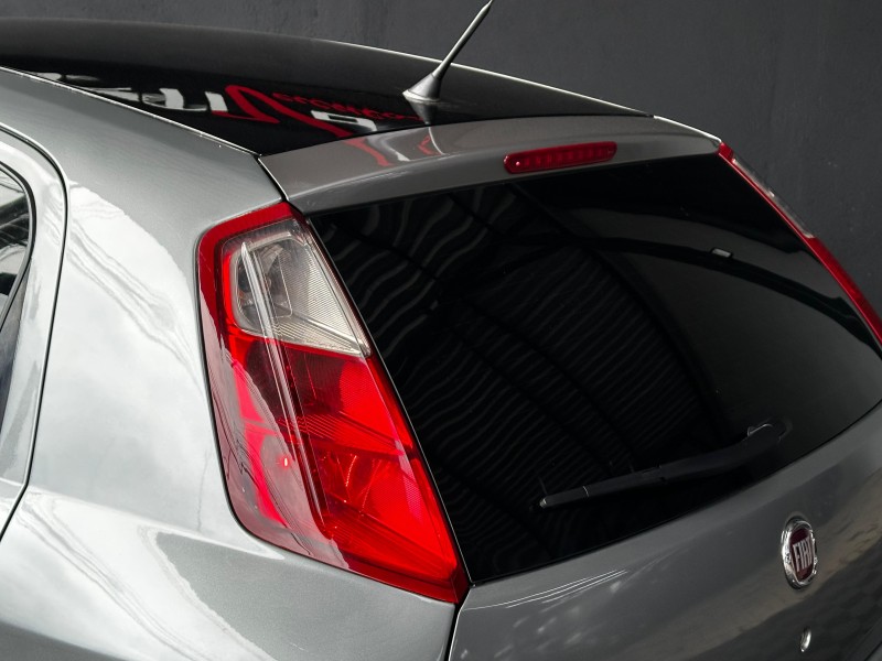 PUNTO 1.4 ELX 8V FLEX 4P MANUAL - 2009 - CAXIAS DO SUL