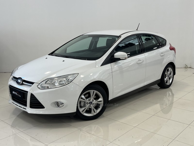 focus 1.6 se hatch 16v flex 4p automatico 2015 bento goncalves