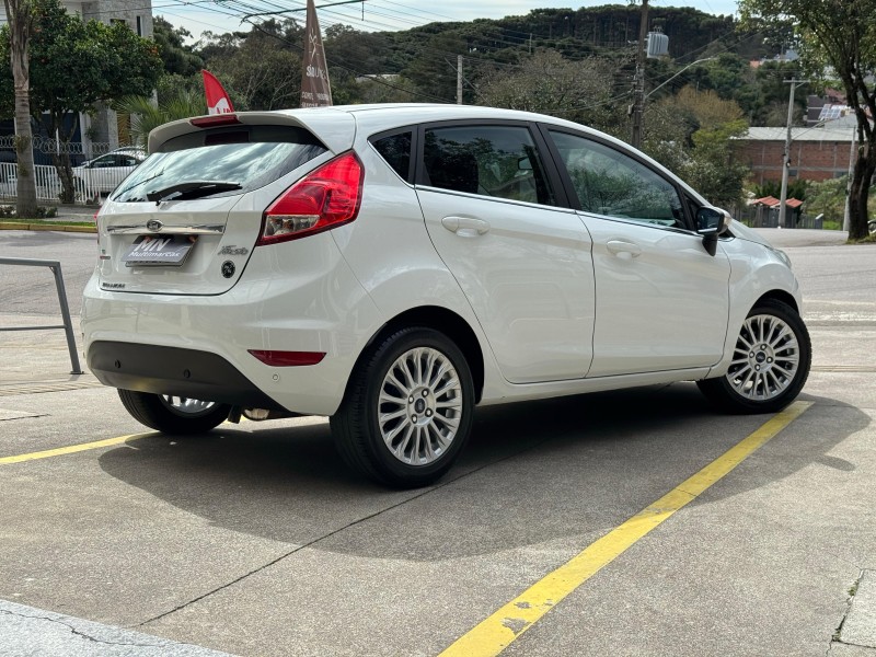 FIESTA 1.6 TITANIUM HATCH 16V FLEX 4P AUTOMÁTICO - 2014 - BENTO GONçALVES