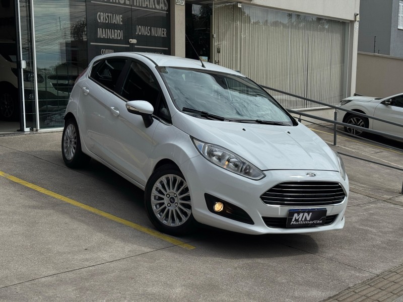 FIESTA 1.6 TITANIUM HATCH 16V FLEX 4P AUTOMÁTICO - 2014 - BENTO GONçALVES