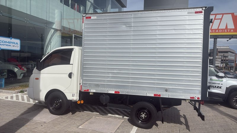 HR 2.5 TCI HD BAU 4X2 8V 97CV TURBO INTERCOOLER DIESEL 2P MANUAL - 2008 - CAXIAS DO SUL