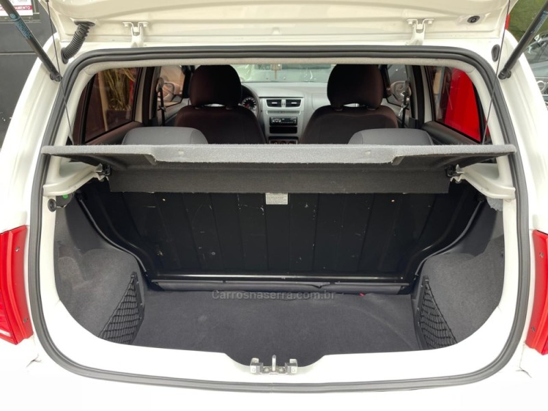 FOX 1.0 MPI BLUEMOTION 12V FLEX 4P MANUAL - 2014 - CAXIAS DO SUL