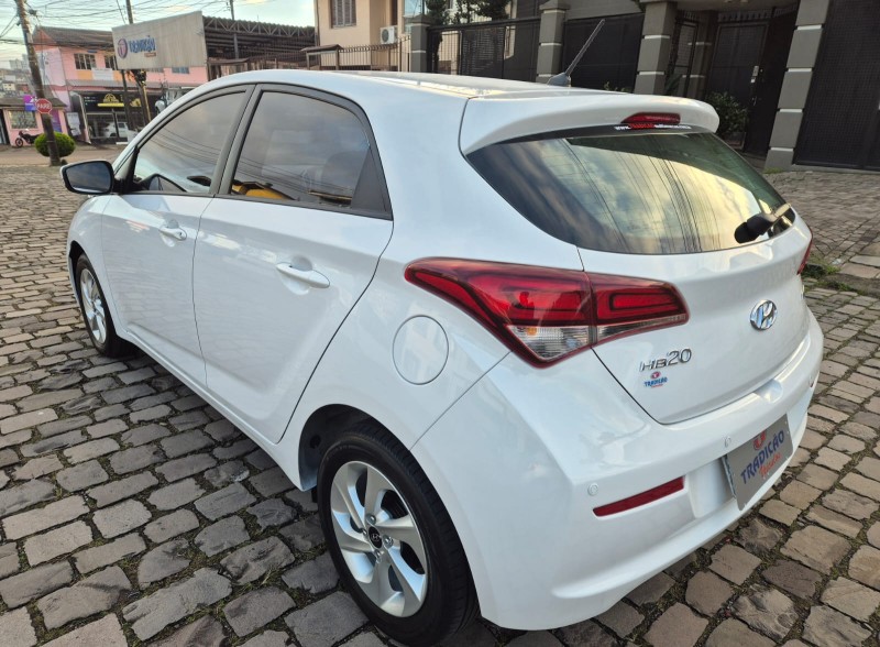 HB20 1.6 COMFORT STYLE 16V FLEX 4P AUTOMÁTICO - 2016 - CAXIAS DO SUL