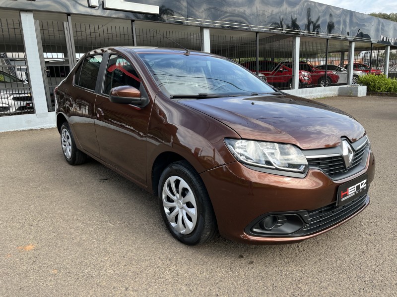 LOGAN 1.0 EXPRESSION 16V FLEX 4P MANUAL - 2015 - BOM PRINCíPIO