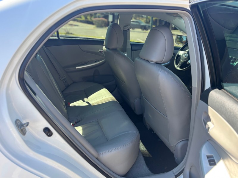 COROLLA 2.0 XEI 16V FLEX 4P AUTOMÁTICO - 2013 - CAXIAS DO SUL