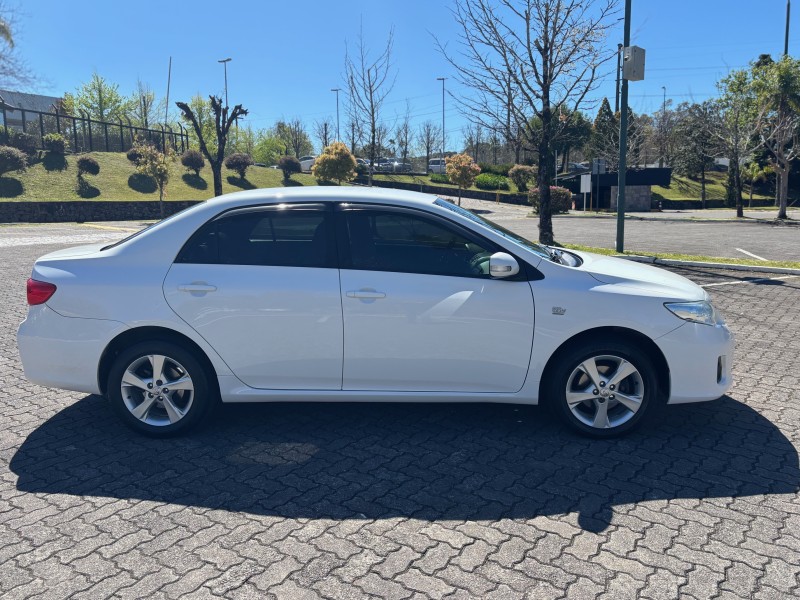 COROLLA 2.0 XEI 16V FLEX 4P AUTOMÁTICO - 2013 - CAXIAS DO SUL