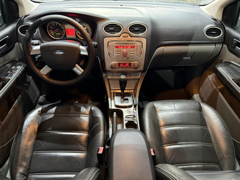 FOCUS 2.0 GLX SEDAN 16V FLEX 4P AUTOMÁTICO - 2013 - FARROUPILHA