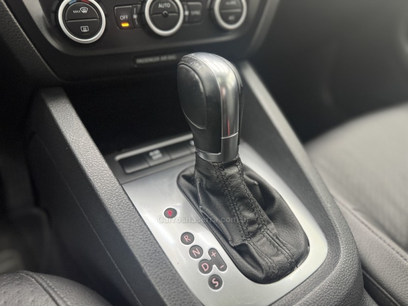 JETTA 2.0 COMFORTLINE FLEX 4P TIPTRONIC - 2014 - CARLOS BARBOSA