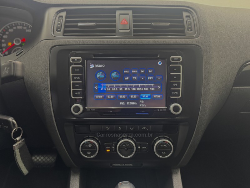 JETTA 2.0 COMFORTLINE FLEX 4P TIPTRONIC - 2014 - CARLOS BARBOSA