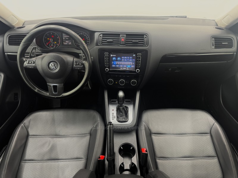 JETTA 2.0 COMFORTLINE FLEX 4P TIPTRONIC - 2014 - CARLOS BARBOSA