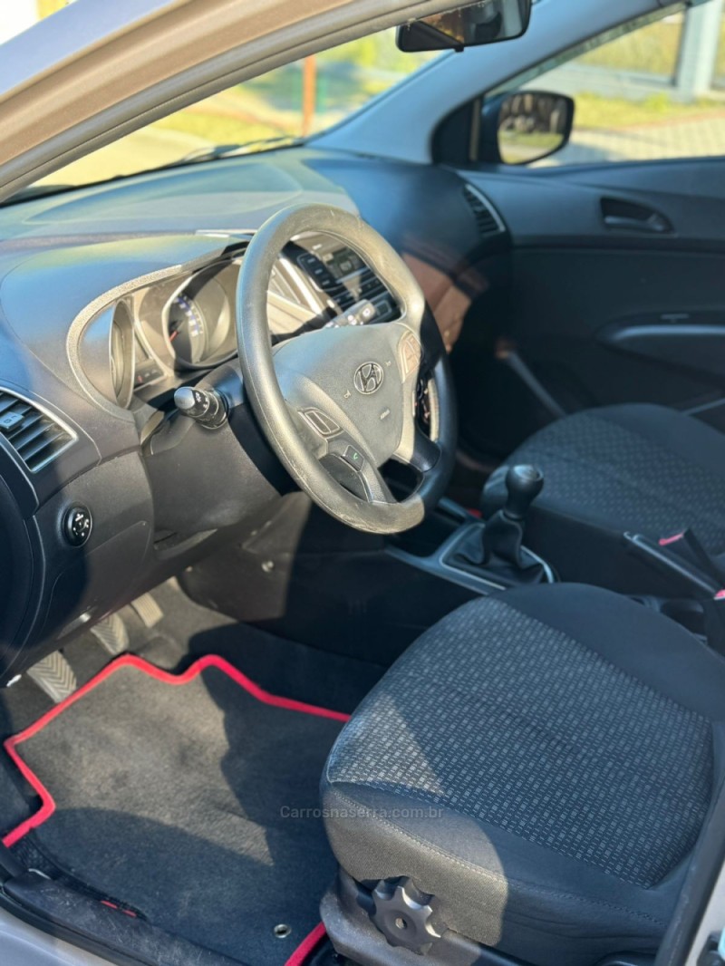 HB20 1.0 COMFORT 12V FLEX 4P MANUAL - 2017 - IVOTI