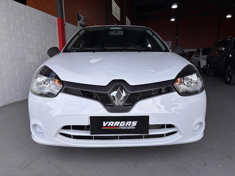 CLIO 1.0 EXPRESSION 16V FLEX 4P MANUAL - 2014 - CAXIAS DO SUL