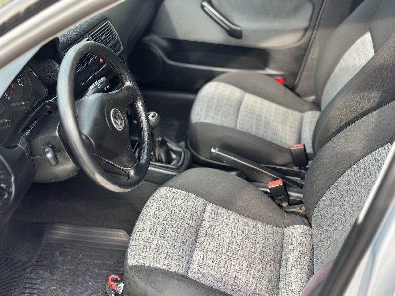 GOLF 1.6 MI 8V GASOLINA 4P MANUAL - 2003 - CAXIAS DO SUL