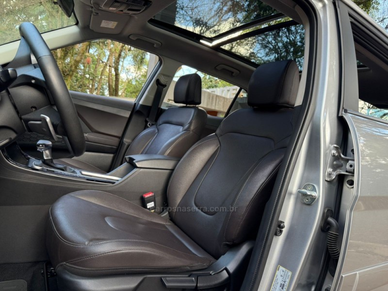 CRETA 1.0 PLATINUM TURBO 12V FLEX 4P AUTOMÁTICO - 2023 - DOIS IRMãOS