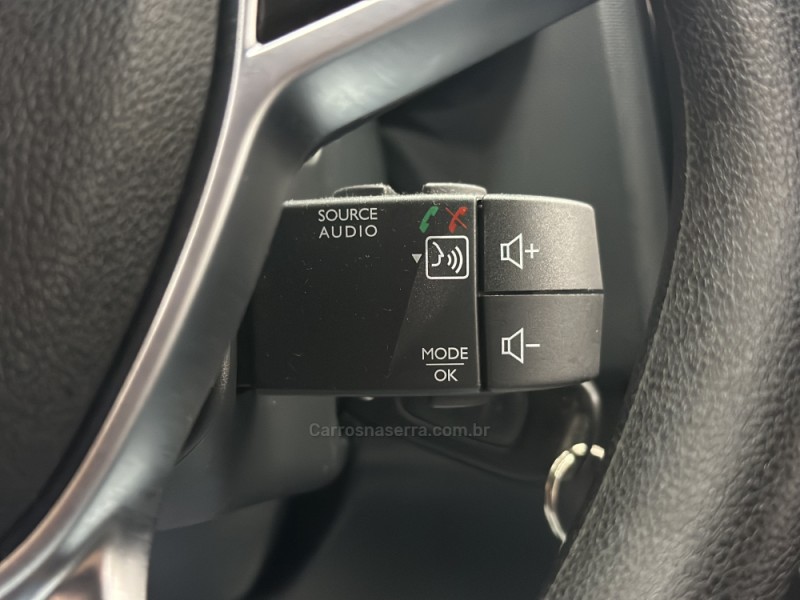 SANDERO 1.0 STEPWAY SZE 12V FLEX 4P MANUAL - 2024 - SANTA CRUZ DO SUL