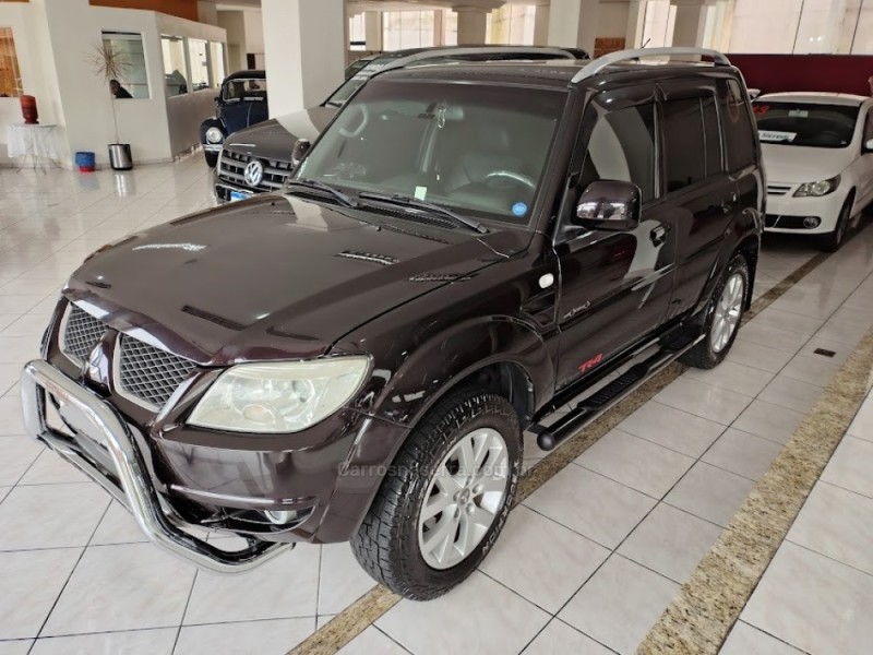 PAJERO TR4 2.0 4X4 16V 140CV FLEX 4P AUTOMÁTICO - 2010 - NOVA PRATA