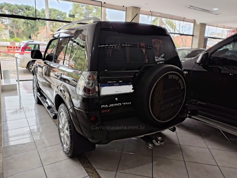 PAJERO TR4 2.0 4X4 16V 140CV FLEX 4P AUTOMÁTICO - 2010 - NOVA PRATA