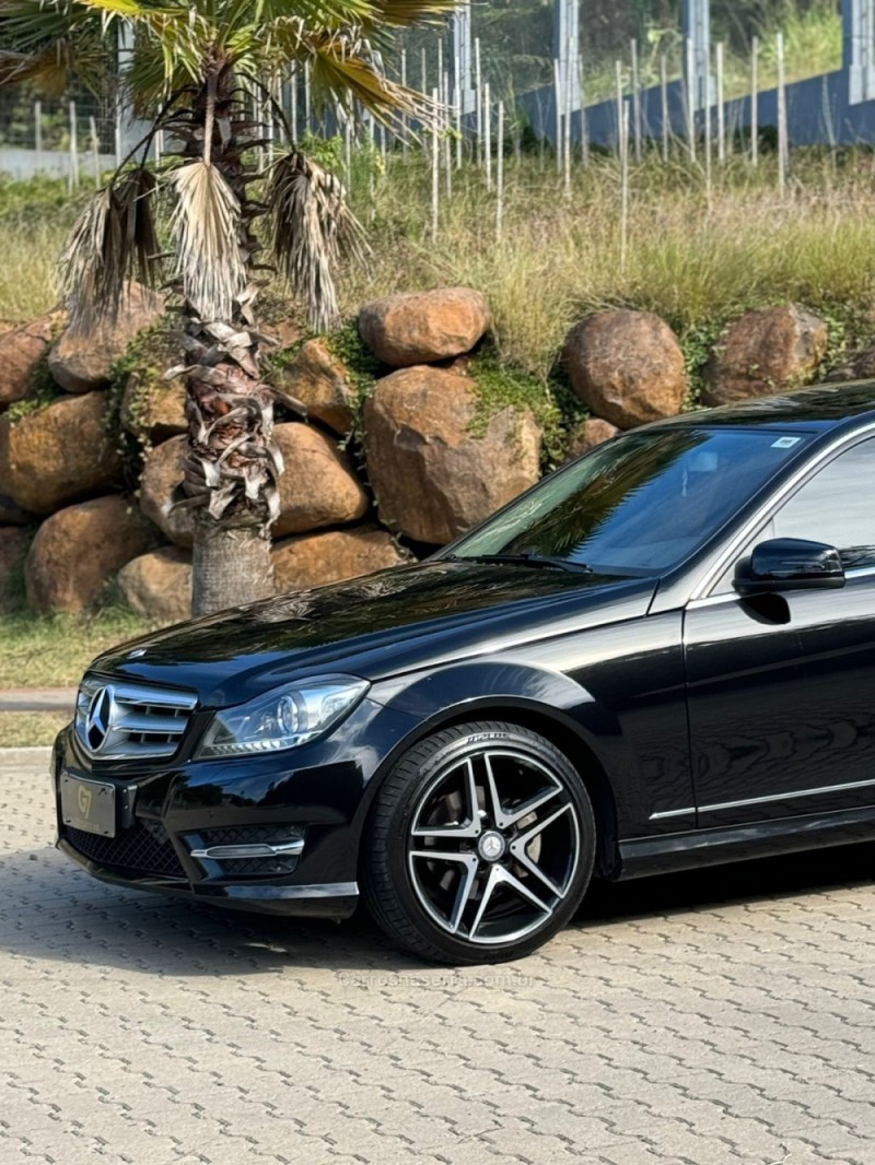 C 200 1.8 CGI AVANTGARDE 16V GASOLINA 4P AUTOMÁTICO - 2014 - IVOTI