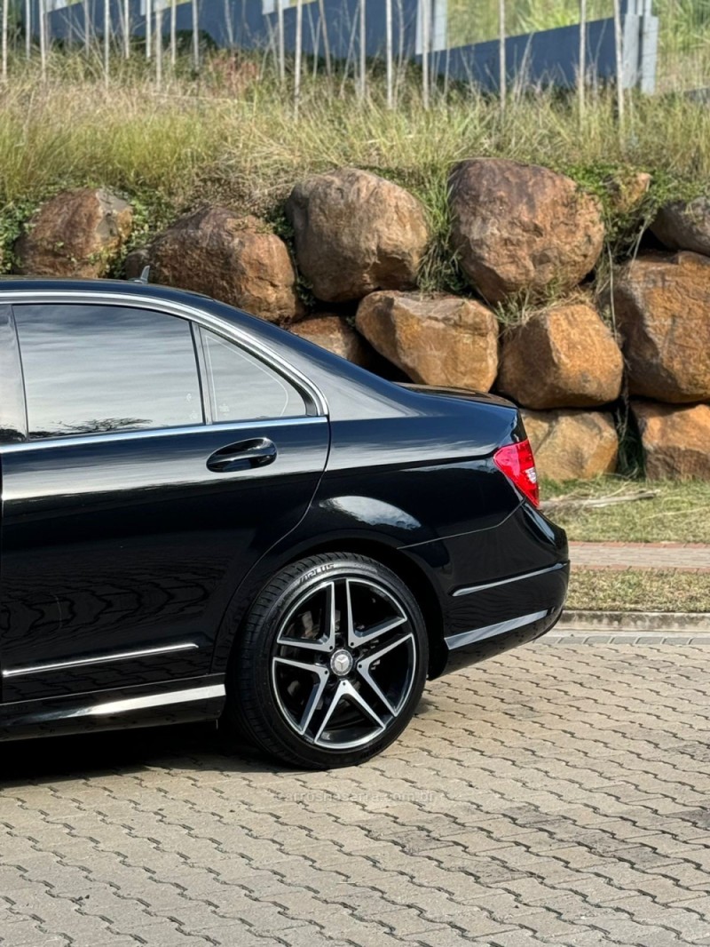 C 200 1.8 CGI AVANTGARDE 16V GASOLINA 4P AUTOMÁTICO - 2014 - IVOTI