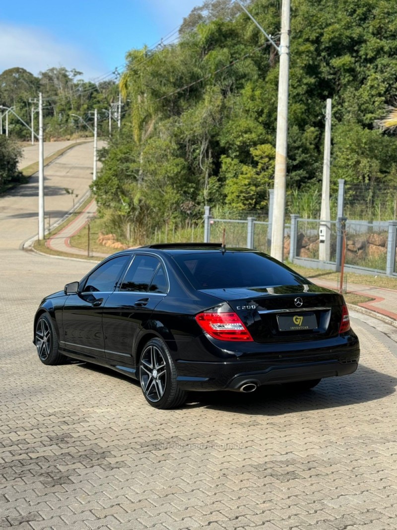C 200 1.8 CGI AVANTGARDE 16V GASOLINA 4P AUTOMÁTICO - 2014 - IVOTI