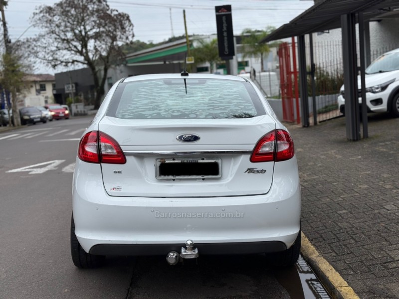 FIESTA 1.6 MPI SEDAN 8V FLEX 4P MANUAL - 2013 - PAROBé