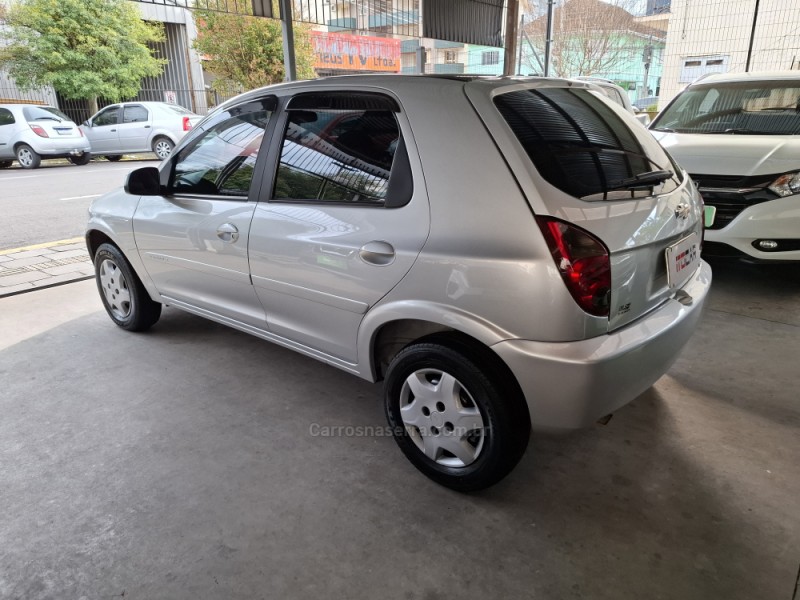 CELTA 1.0 MPFI LT 8V FLEX 4P MANUAL - 2015 - GARIBALDI