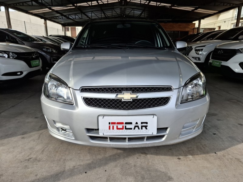 CELTA 1.0 MPFI LT 8V FLEX 4P MANUAL - 2015 - GARIBALDI