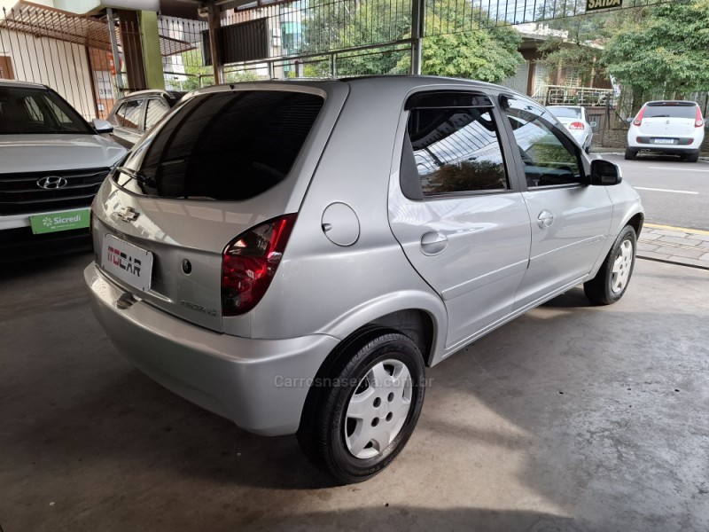 CELTA 1.0 MPFI LT 8V FLEX 4P MANUAL - 2015 - GARIBALDI
