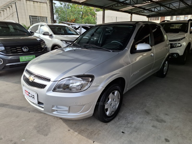 CELTA 1.0 MPFI LT 8V FLEX 4P MANUAL - 2015 - GARIBALDI