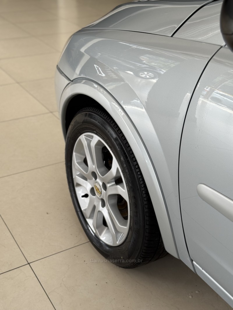 CORSA 1.4 MPFI MAXX 8V FLEX 4P MANUAL - 2012 - FARROUPILHA
