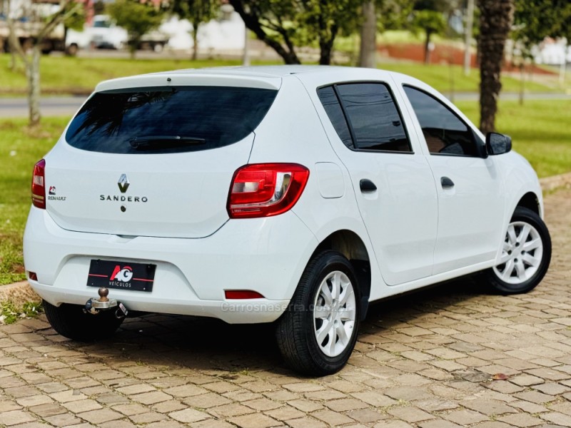 SANDERO 1.0 AUTHENTIQUE 8V FLEX 4P MANUAL - 2018 - CASCA