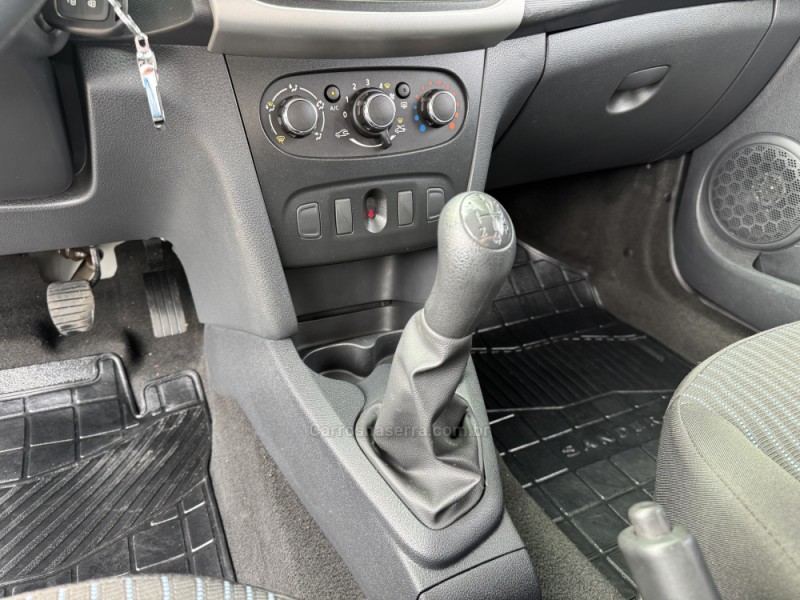 SANDERO 1.0 AUTHENTIQUE 8V FLEX 4P MANUAL - 2018 - CASCA