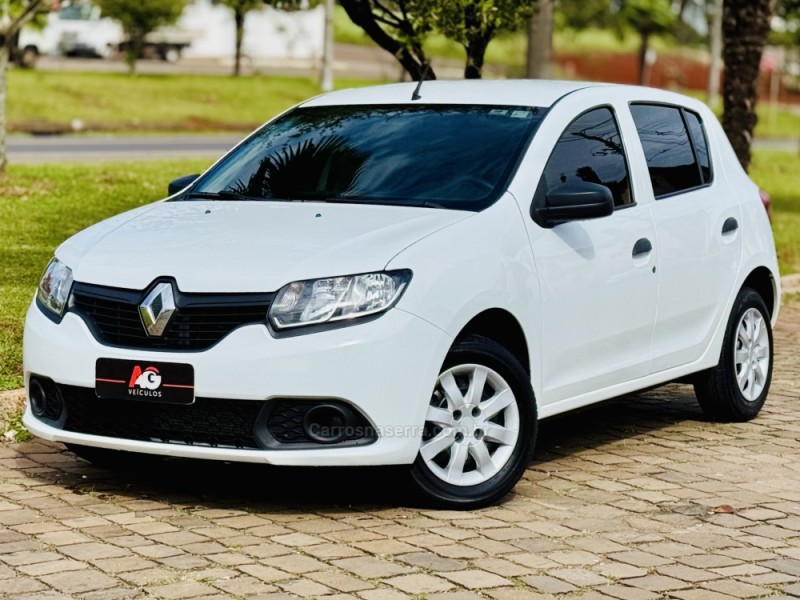 sandero 1.0 authentique 8v flex 4p manual 2018 casca