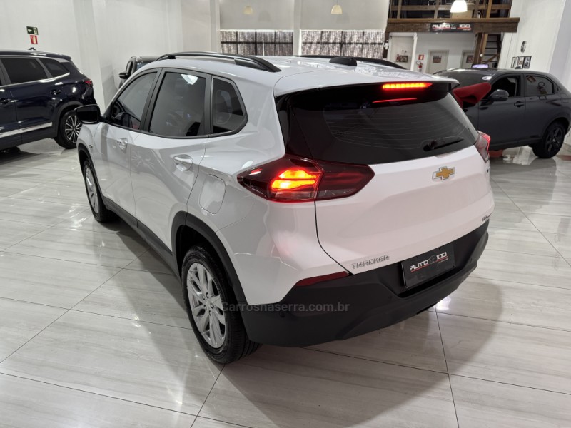 TRACKER 1.0 12V LTZ TURBO FLEX 4P AUTOMÁTICO - 2023 - CAXIAS DO SUL