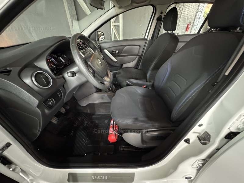 SANDERO 1.6 DYNAMIQUE 8V FLEX 4P MANUAL - 2015 - NOVO HAMBURGO