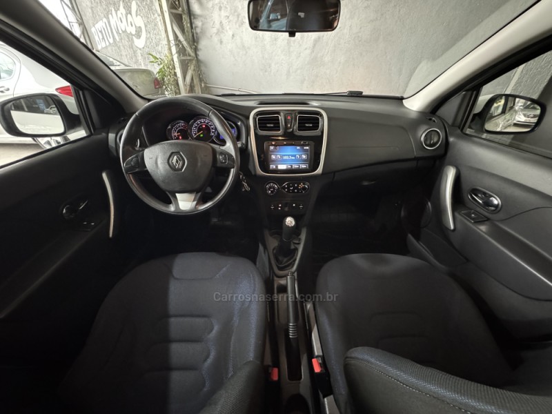 SANDERO 1.6 DYNAMIQUE 8V FLEX 4P MANUAL - 2015 - NOVO HAMBURGO