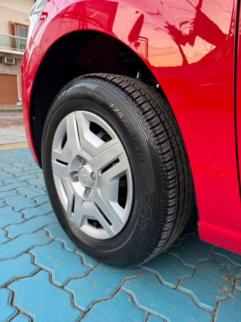 ONIX 1.0 MPFI LT 8V FLEX 4P MANUAL - 2013 - ESTâNCIA VELHA